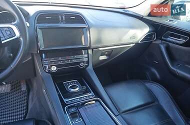 Внедорожник / Кроссовер Jaguar F-Pace 2019 в 