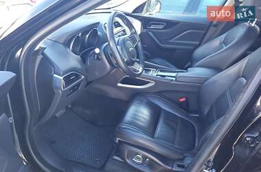 Внедорожник / Кроссовер Jaguar F-Pace 2019 в 