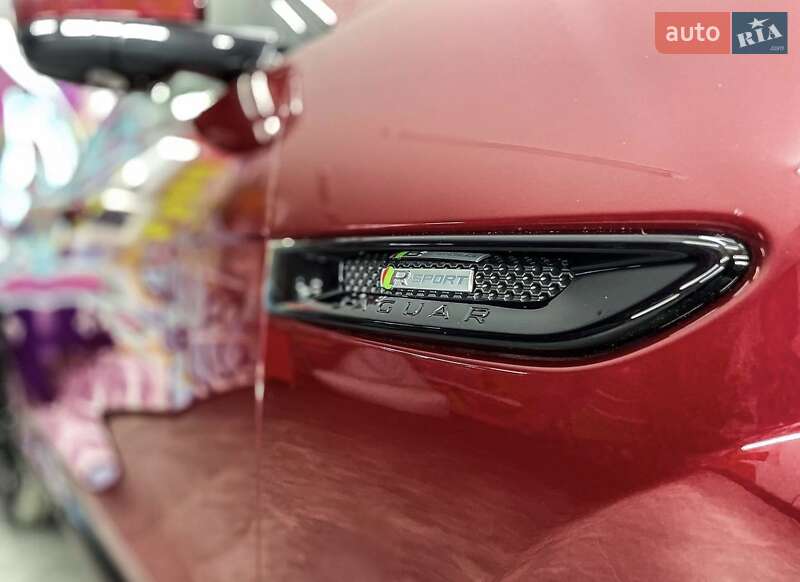 Внедорожник / Кроссовер Jaguar F-Pace 2016 в Киеве