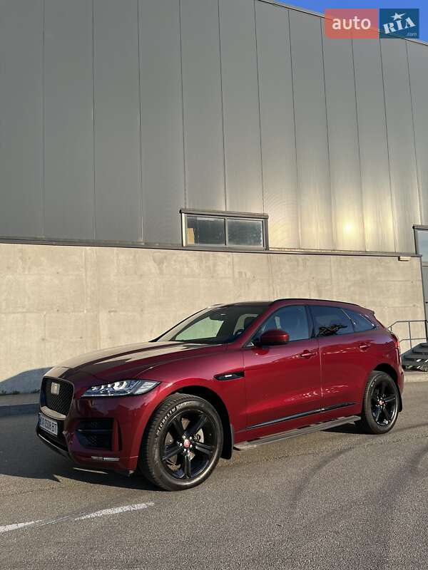 Внедорожник / Кроссовер Jaguar F-Pace 2016 в Киеве