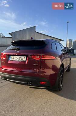 Внедорожник / Кроссовер Jaguar F-Pace 2016 в 