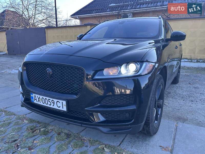 Позашляховик / Кросовер Jaguar F-Pace 2016 в Києві