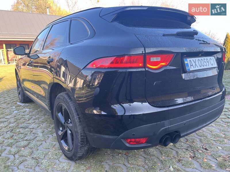 Позашляховик / Кросовер Jaguar F-Pace 2016 в Києві
