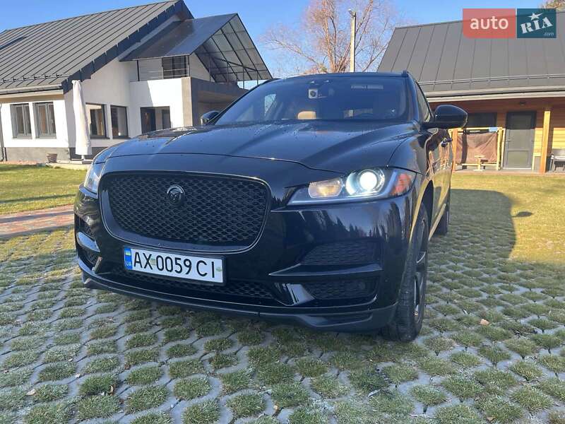 Позашляховик / Кросовер Jaguar F-Pace 2016 в Києві