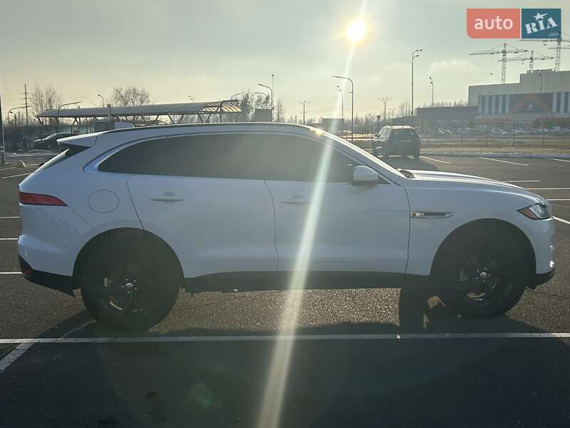 Позашляховик / Кросовер Jaguar F-Pace 2018 в Києві