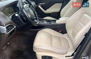 Позашляховик / Кросовер Jaguar F-Pace 2016 в 