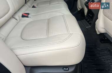 Позашляховик / Кросовер Jaguar F-Pace 2016 в 