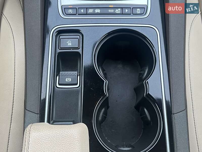 Внедорожник / Кроссовер Jaguar F-Pace 2016 в Киеве фото 66 Внедорожник / Кроссовер Jaguar F-Pace 2016 в Киеве