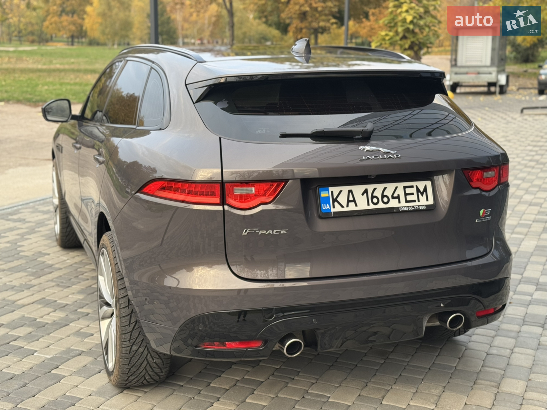 2016 Jaguar F-Pace - мініатюра 23