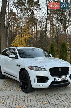 Внедорожник / Кроссовер Jaguar F-Pace 2018 в 