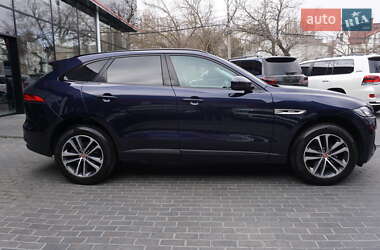 Внедорожник / Кроссовер Jaguar F-Pace 2017 в 