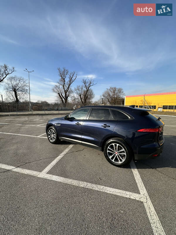 Внедорожник / Кроссовер Jaguar F-Pace 2016 в Черновцах фото 6 Внедорожник / Кроссовер Jaguar F-Pace 2016 в Черновцах