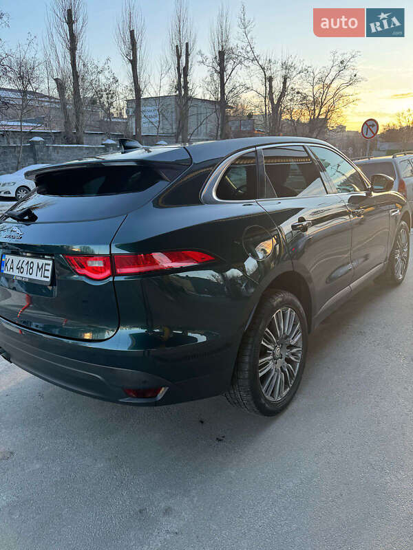 Внедорожник / Кроссовер Jaguar F-Pace 2016 в Киеве
