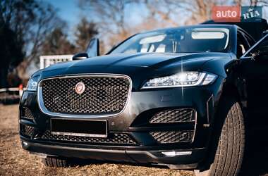 Внедорожник / Кроссовер Jaguar F-Pace 2020 в 