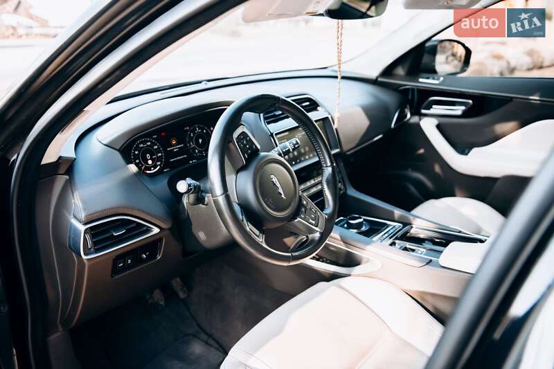 Позашляховик / Кросовер Jaguar F-Pace 2020 в Львові