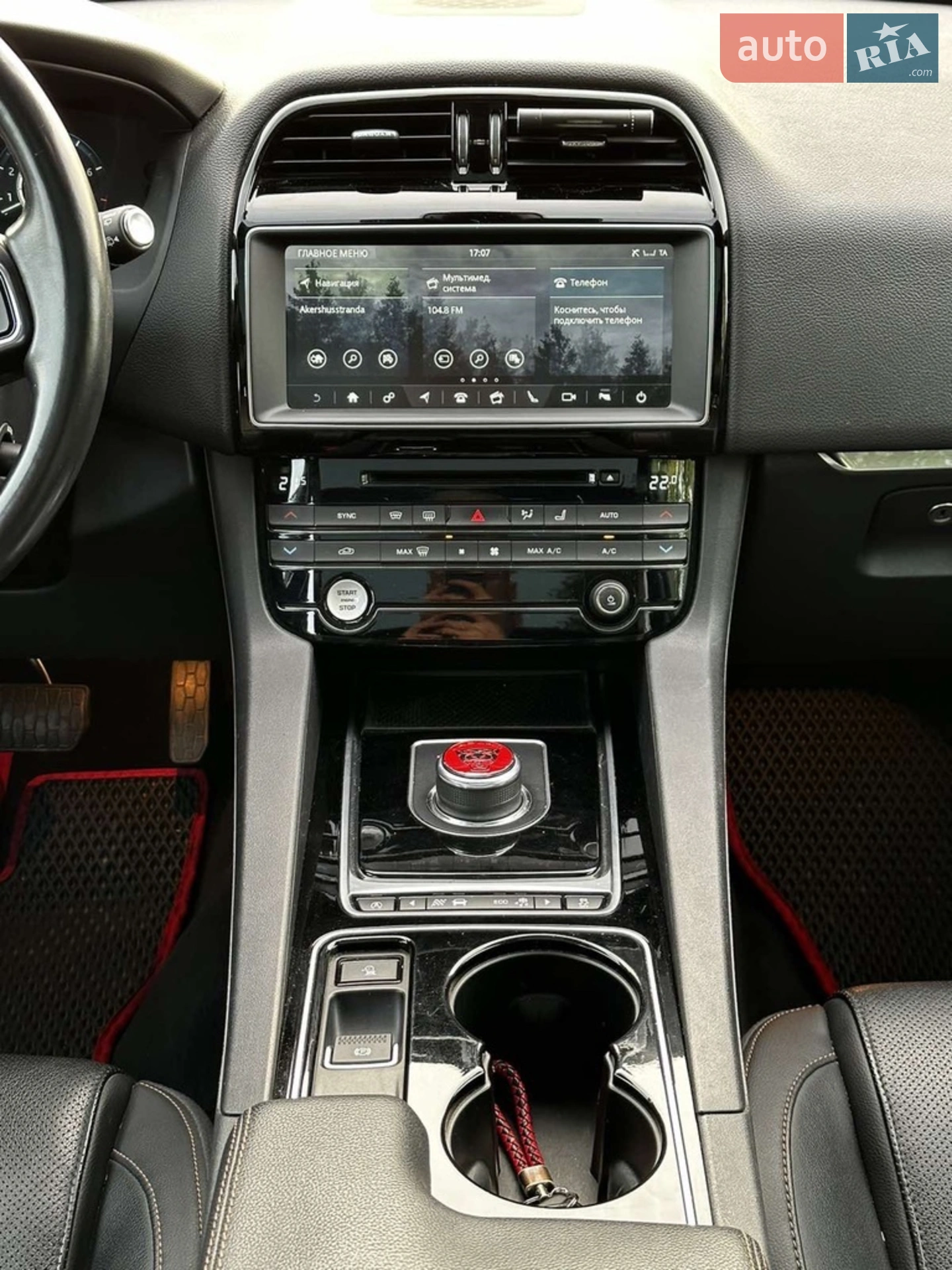 2016 Jaguar F-Pace - мініатюра 43