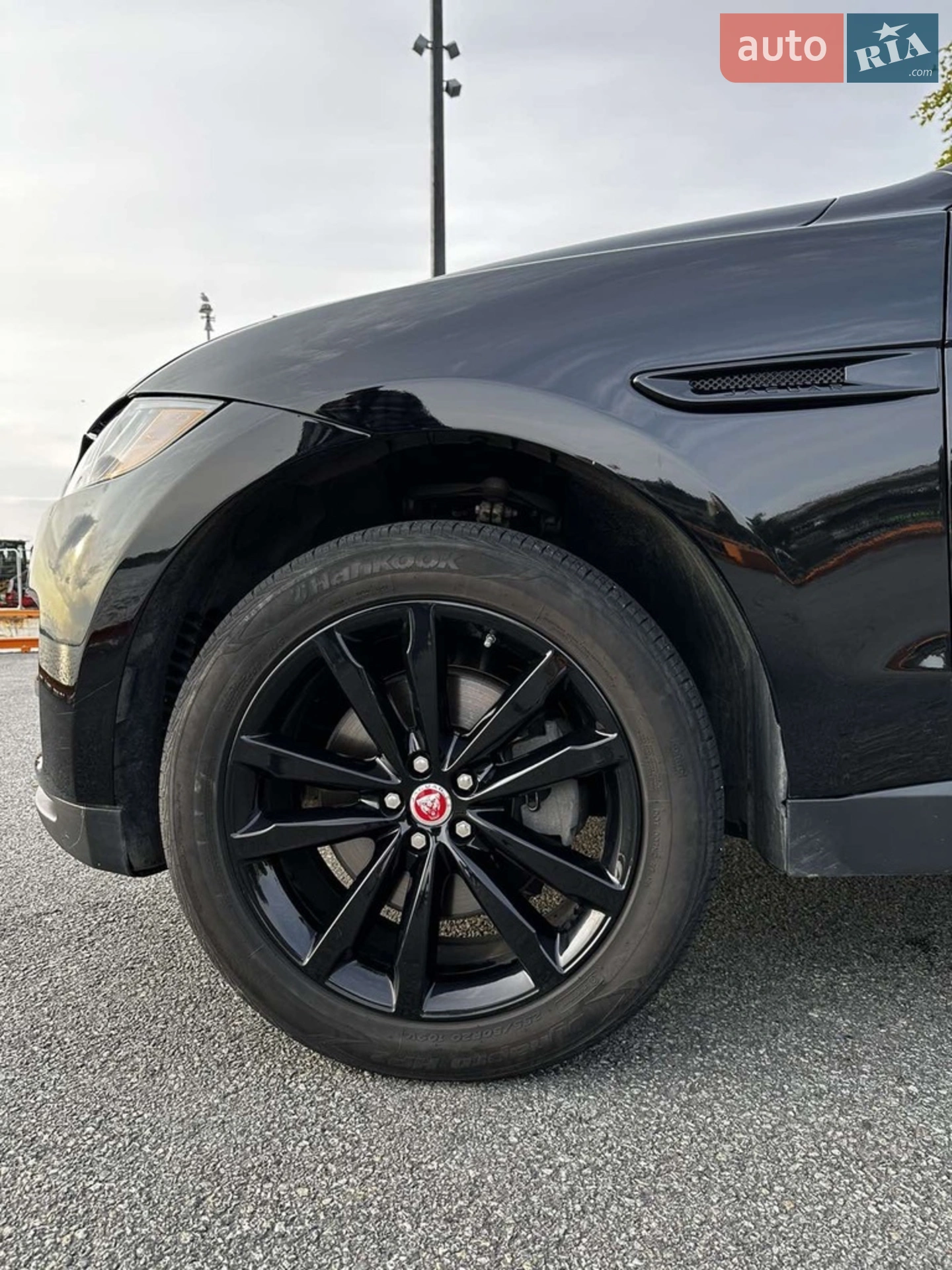 2016 Jaguar F-Pace - мініатюра 30