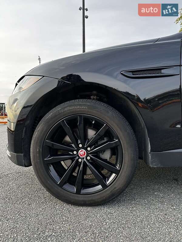 Позашляховик / Кросовер Jaguar F-Pace 2016 в Києві