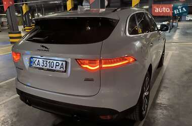 Внедорожник / Кроссовер Jaguar F-Pace 2017 в 
