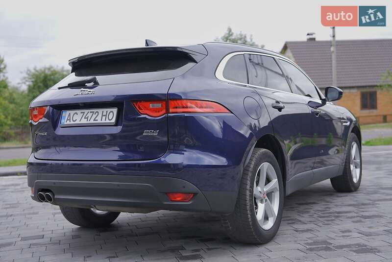 Позашляховик / Кросовер Jaguar F-Pace 2016 в Любомлі