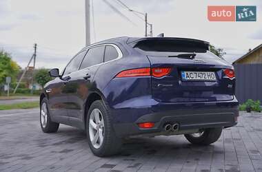 Внедорожник / Кроссовер Jaguar F-Pace 2016 в 