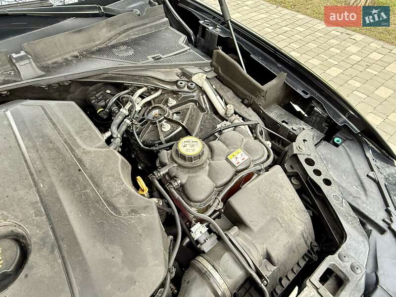 Позашляховик / Кросовер Jaguar F-Pace 2016 в Одесі фото 10 Позашляховик / Кросовер Jaguar F-Pace 2016 в Одесі