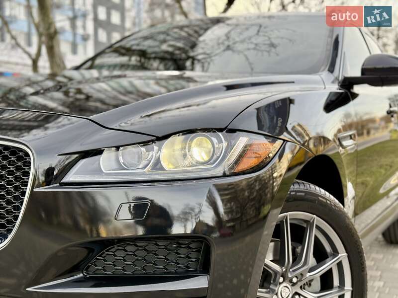 Позашляховик / Кросовер Jaguar F-Pace 2016 в Одесі фото 43 Позашляховик / Кросовер Jaguar F-Pace 2016 в Одесі