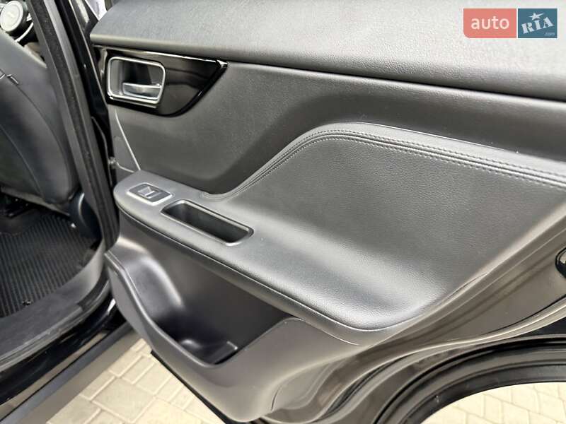 Позашляховик / Кросовер Jaguar F-Pace 2016 в Одесі фото 84 Позашляховик / Кросовер Jaguar F-Pace 2016 в Одесі