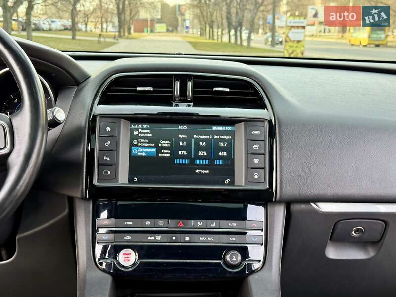 Позашляховик / Кросовер Jaguar F-Pace 2016 в Одесі фото 87 Позашляховик / Кросовер Jaguar F-Pace 2016 в Одесі