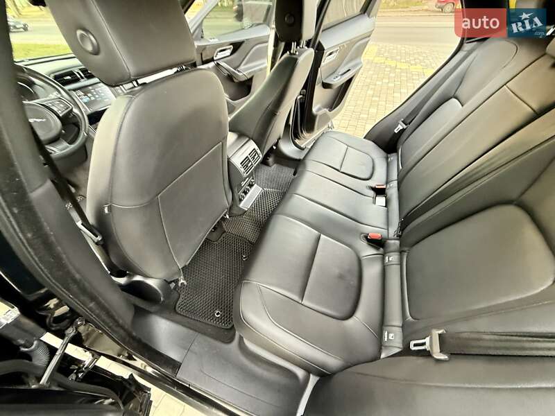 Позашляховик / Кросовер Jaguar F-Pace 2016 в Одесі фото 92 Позашляховик / Кросовер Jaguar F-Pace 2016 в Одесі