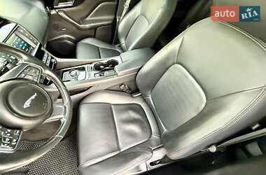 Внедорожник / Кроссовер Jaguar F-Pace 2016 в 
