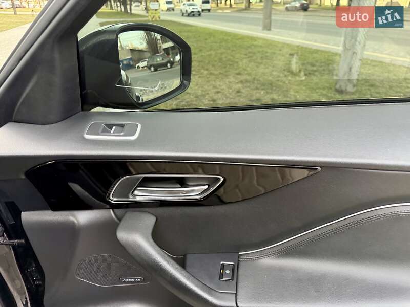 Позашляховик / Кросовер Jaguar F-Pace 2016 в Одесі фото 104 Позашляховик / Кросовер Jaguar F-Pace 2016 в Одесі