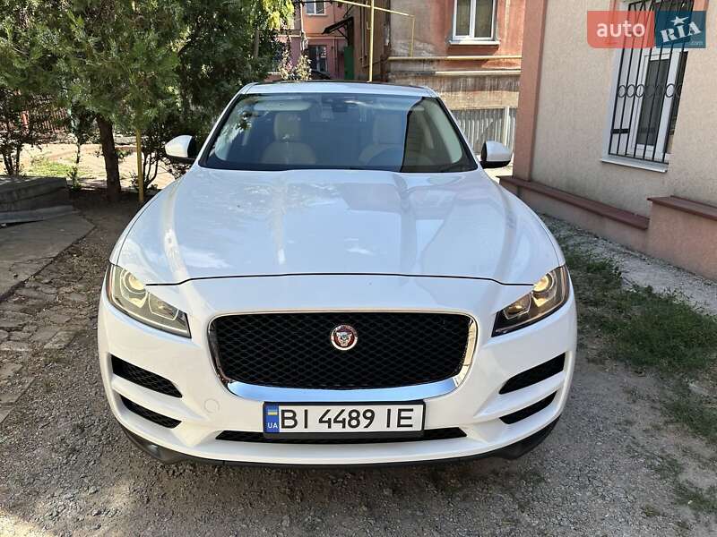 Jaguar F-Pace 2017