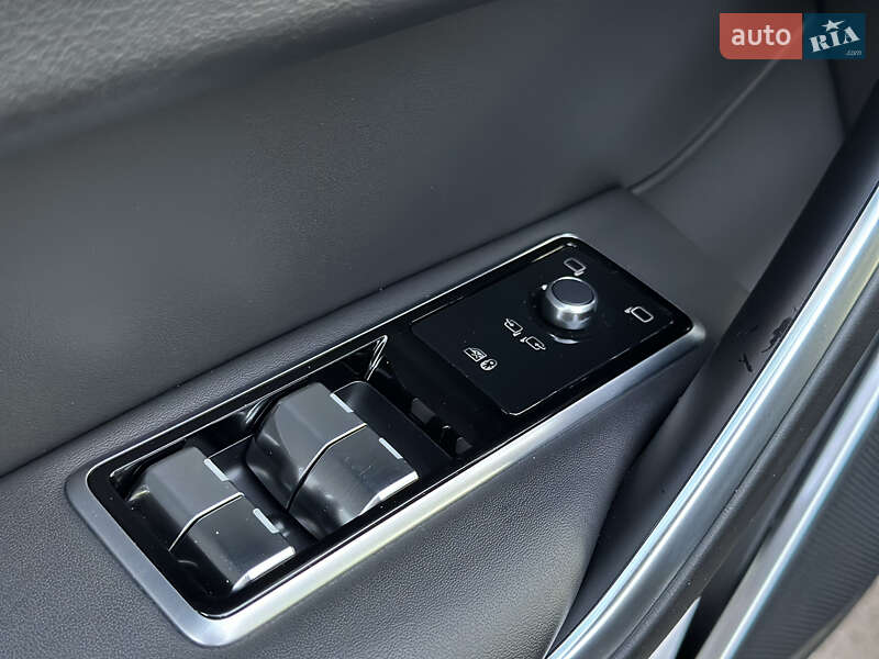 Позашляховик / Кросовер Jaguar F-Pace 2021 в Миколаєві