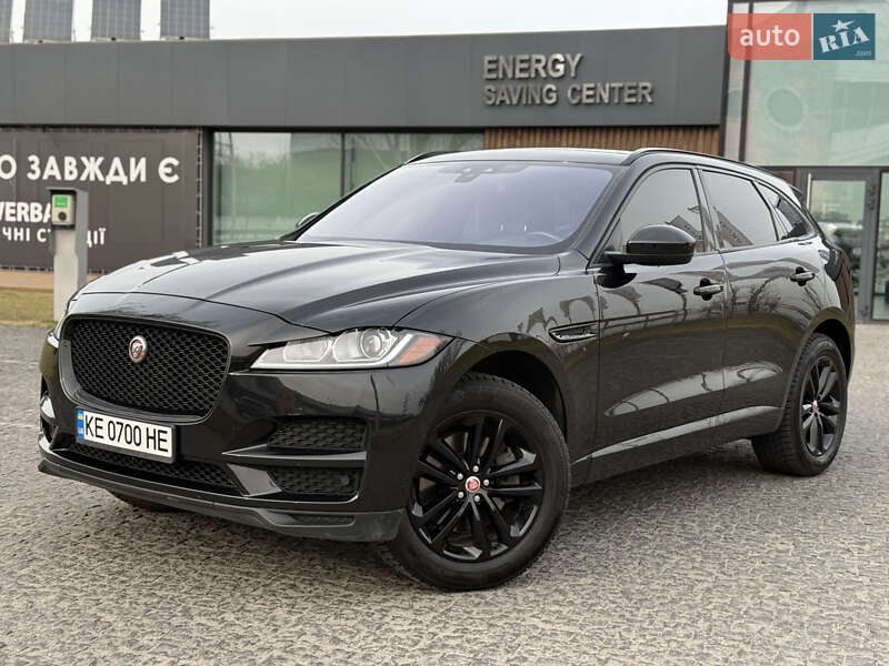 Внедорожник / Кроссовер Jaguar F-Pace 2017 в 