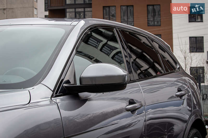 Позашляховик / Кросовер Jaguar F-Pace 2019 в Львові