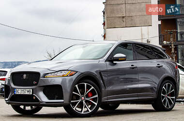 Позашляховик / Кросовер Jaguar F-Pace 2019 в 