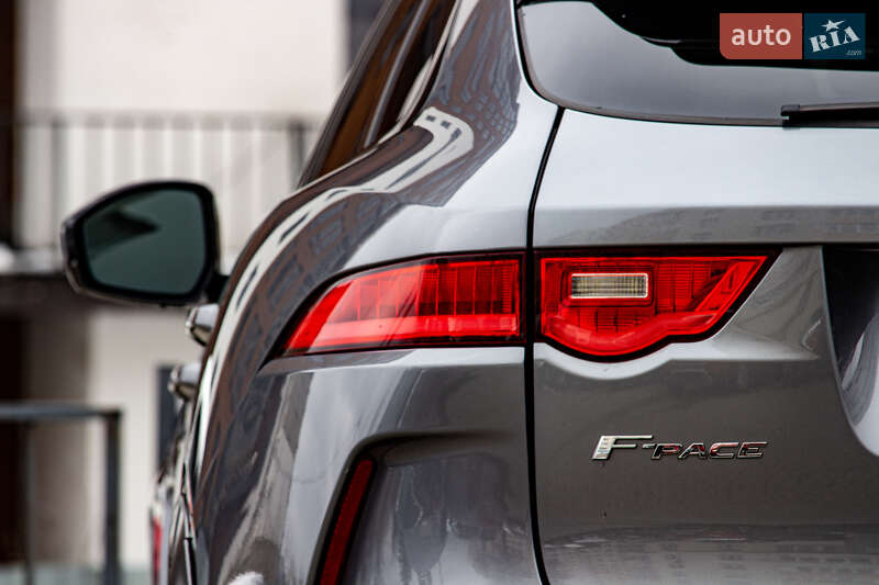 Позашляховик / Кросовер Jaguar F-Pace 2019 в Львові