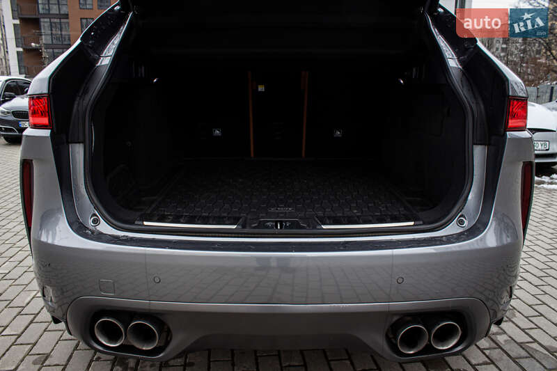 Позашляховик / Кросовер Jaguar F-Pace 2019 в Львові