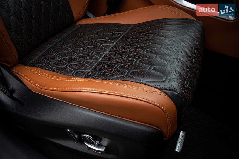 Позашляховик / Кросовер Jaguar F-Pace 2019 в Львові