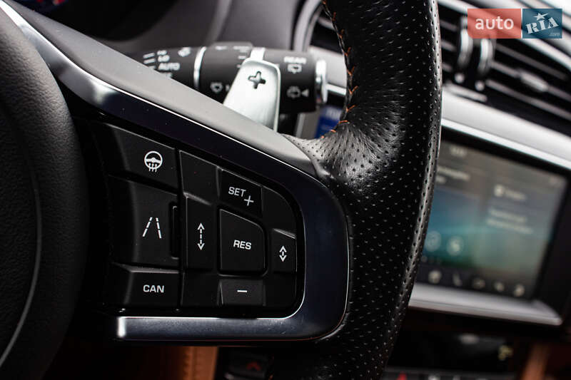 Позашляховик / Кросовер Jaguar F-Pace 2019 в Львові