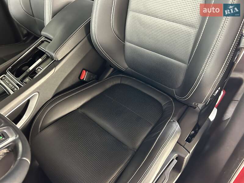 Внедорожник / Кроссовер Jaguar F-Pace 2017 в Хмельницком фото 14 Внедорожник / Кроссовер Jaguar F-Pace 2017 в Хмельницком