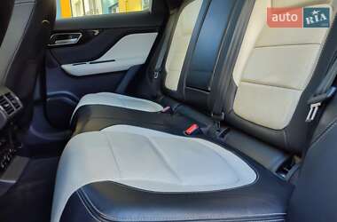 Позашляховик / Кросовер Jaguar F-Pace 2017 в 