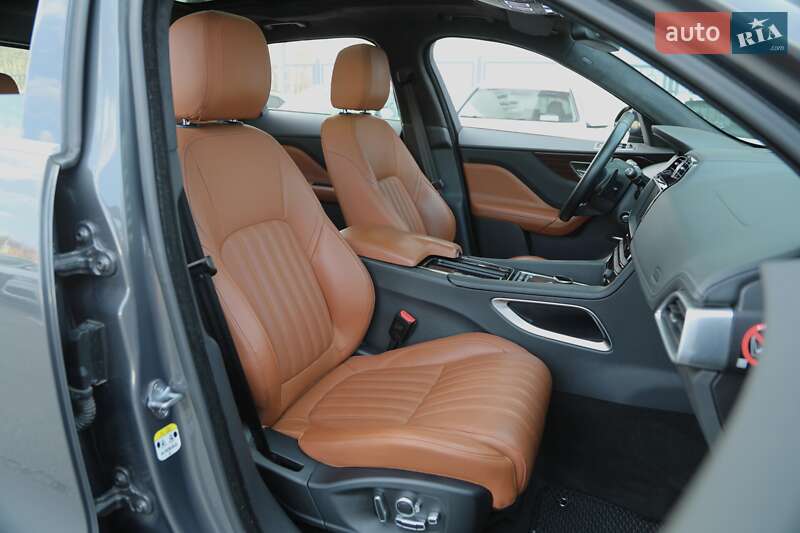 Позашляховик / Кросовер Jaguar F-Pace 2015 в Харкові