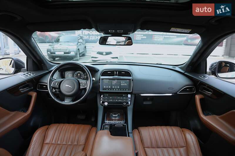 Позашляховик / Кросовер Jaguar F-Pace 2015 в Харкові