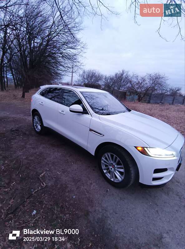 Позашляховик / Кросовер Jaguar F-Pace 2017 в Чернігові фото 18 Позашляховик / Кросовер Jaguar F-Pace 2017 в Чернігові