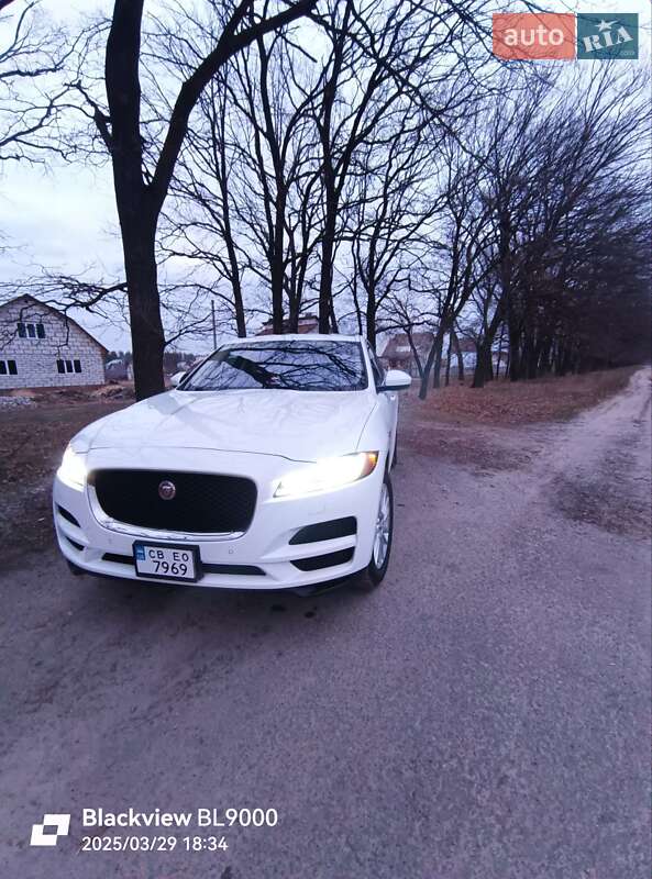 Позашляховик / Кросовер Jaguar F-Pace 2017 в Чернігові фото 13 Позашляховик / Кросовер Jaguar F-Pace 2017 в Чернігові