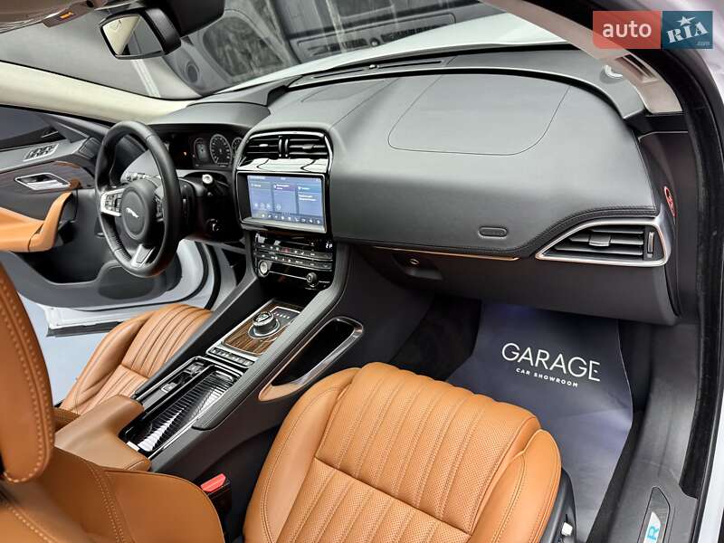 Позашляховик / Кросовер Jaguar F-Pace 2017 в Києві фото 70 Позашляховик / Кросовер Jaguar F-Pace 2017 в Києві