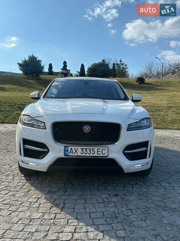 Внедорожник / Кроссовер Jaguar F-Pace 2016 в Киеве
