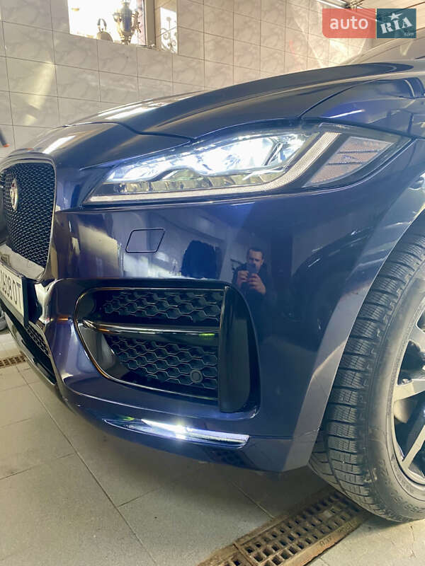 Позашляховик / Кросовер Jaguar F-Pace 2017 в Харкові